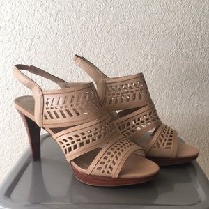 Women’s Adrienne Vittadini heels.